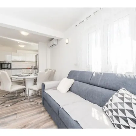 Apartman Modern In Pako Tane With Barbecue *